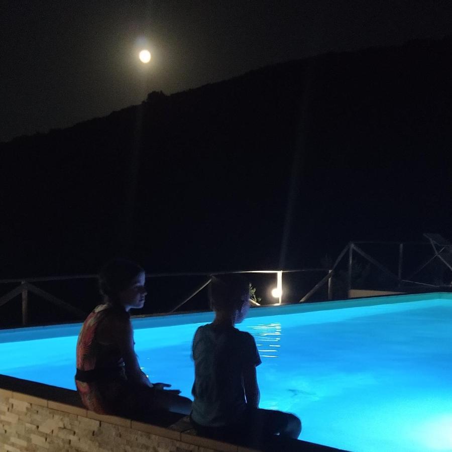 Azienda Agrituristica La Janna Di La Faj 부도니 외부 사진