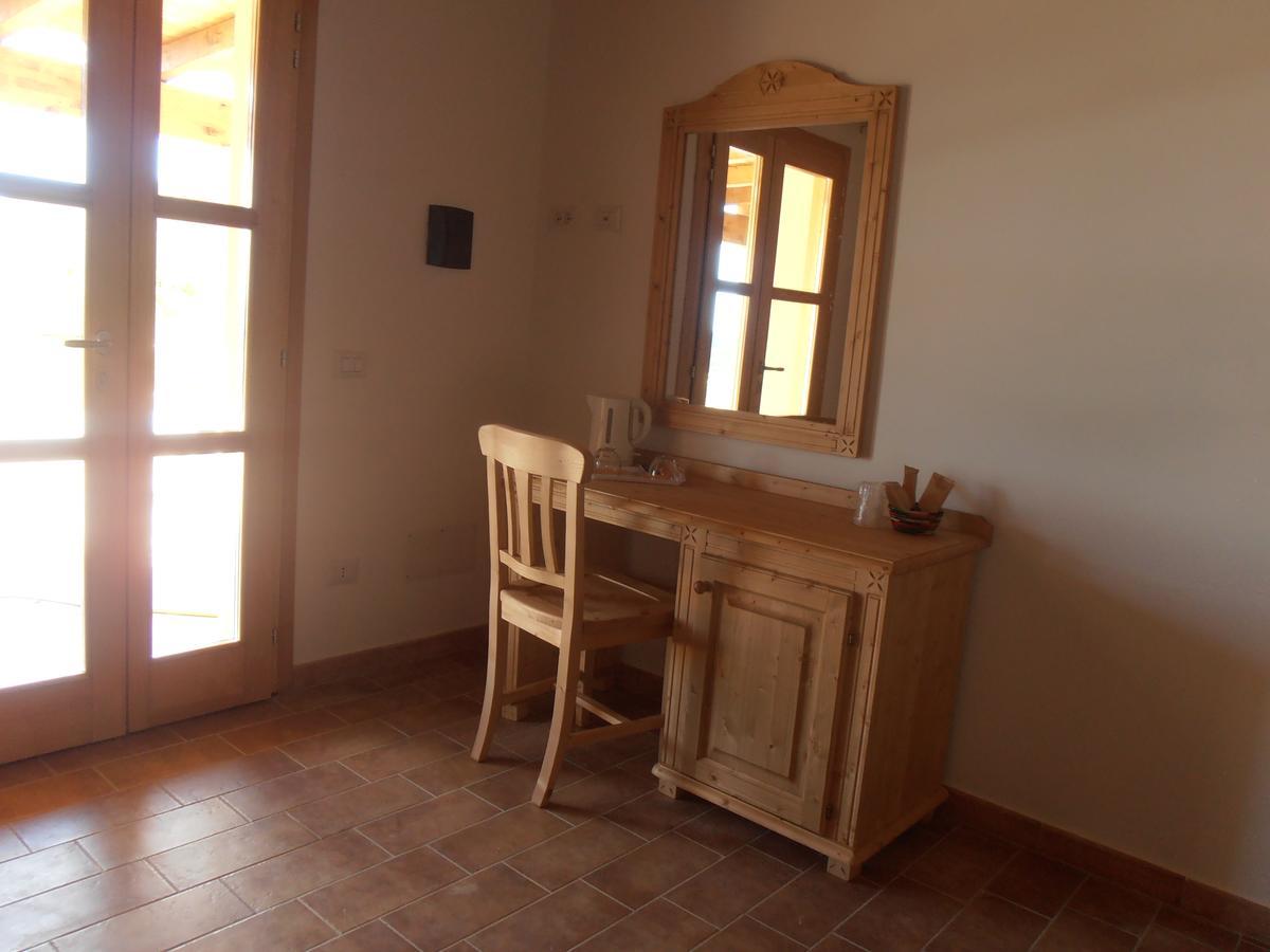 Azienda Agrituristica La Janna Di La Faj 부도니 외부 사진
